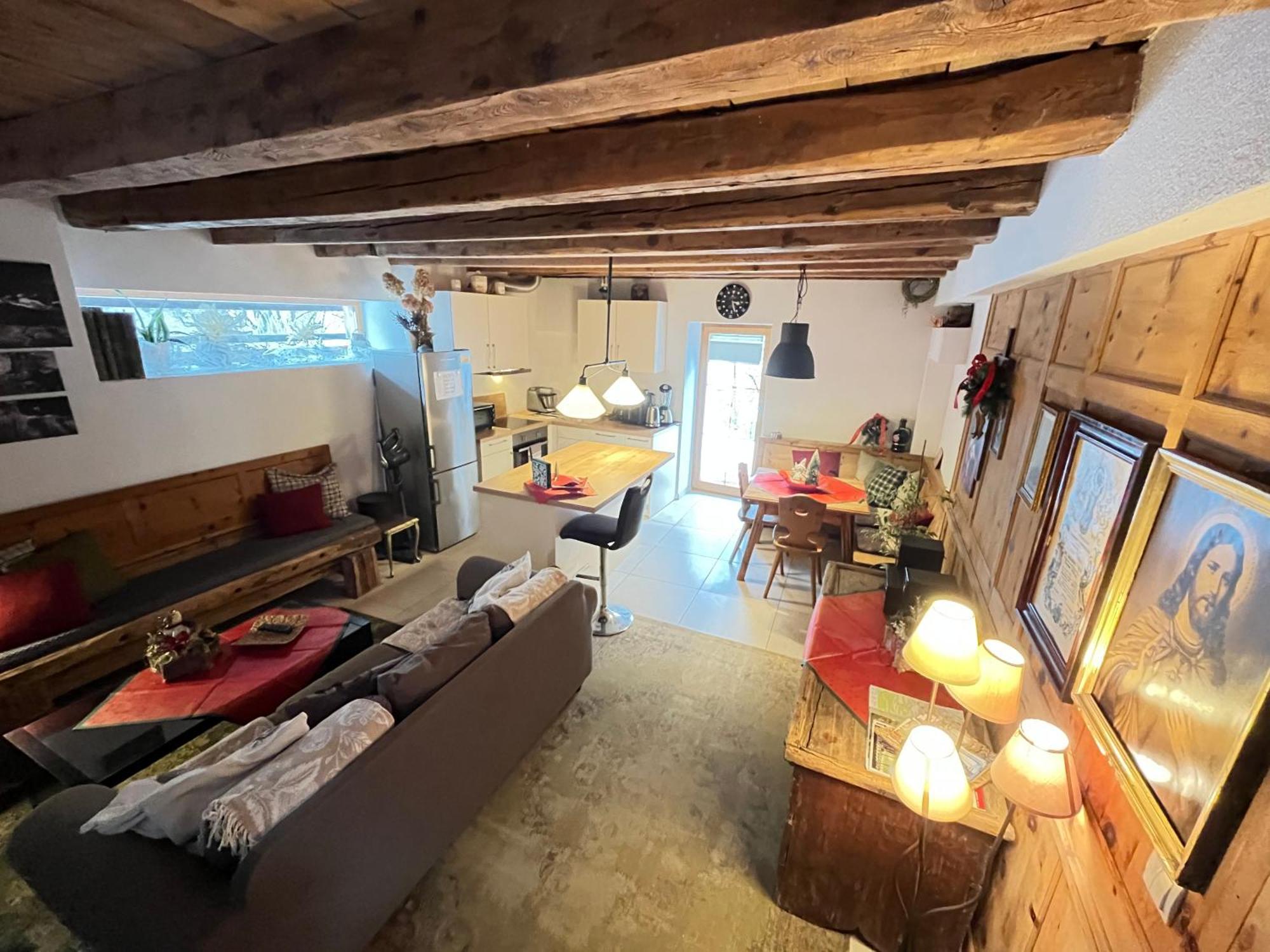 Villa Evy ムタース エクステリア 写真