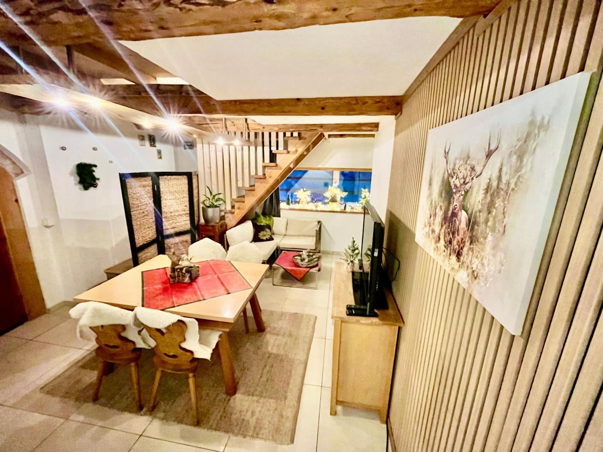 Villa Evy ムタース エクステリア 写真